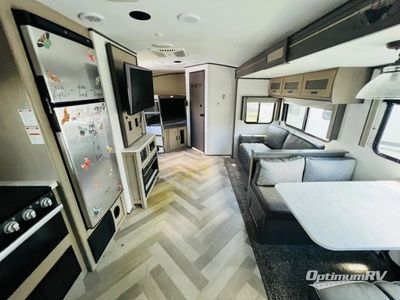 2022 Cruiser RV Twilight Signature - Photo 3