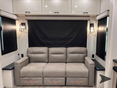 2026 Jayco Pinnacle - Photo 24