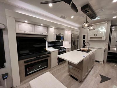 2026 Jayco Pinnacle - Photo 13