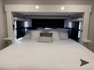 2026 Jayco Pinnacle - Photo 40