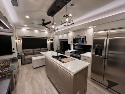 2026 Jayco Pinnacle - Photo 11