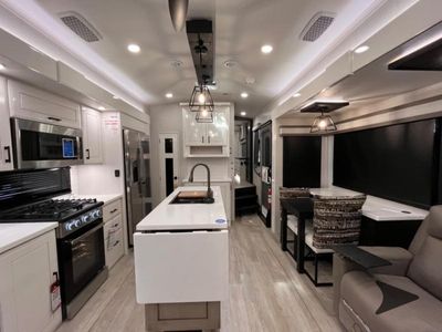 2026 Jayco Pinnacle - Photo 8