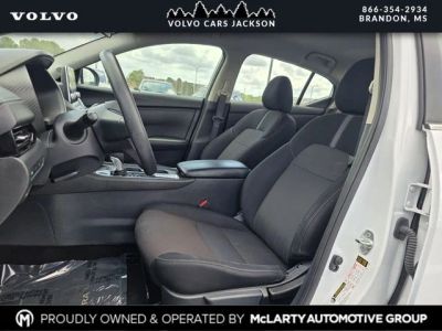 2024 Nissan Sentra — photo 12 view