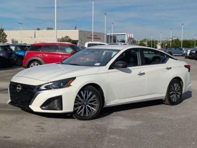 2025 Nissan Altima - Photo 1