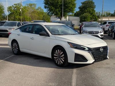 2025 Nissan Altima - Photo 7