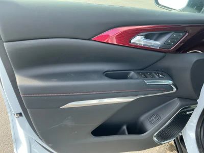 2026 Chevrolet Traverse — photo 16 view