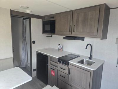 2026 Grand Design Transcend One - Photo 12