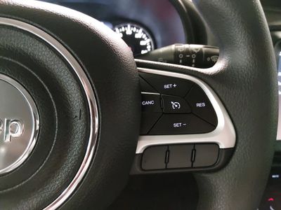 2023 Jeep Renegade - Photo 14