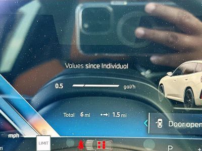 2026 BMW X3 — photo 9 view