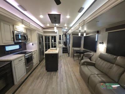 2020 Jayco North Point — photo 16 view