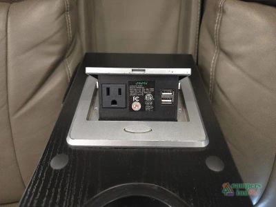 2020 Jayco North Point — photo 46 view