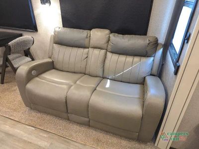 2020 Jayco North Point — photo 44 view