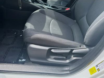 2022 Toyota Corolla — photo 16 view