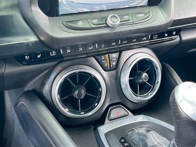 2018 Chevrolet Camaro — photo 15 view