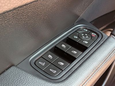 2023 Porsche Cayenne - Photo 22