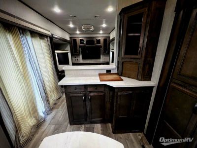2021 Forest River Sandpiper Destination — photo 10 view