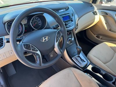 2013 Hyundai Elantra GLS - Photo 14