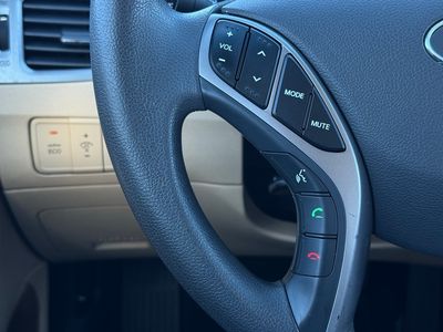 2013 Hyundai Elantra GLS - Photo 24