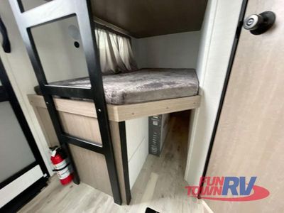 2025 Gulf Stream RV Yellowstone Ranch Edition - Photo 24