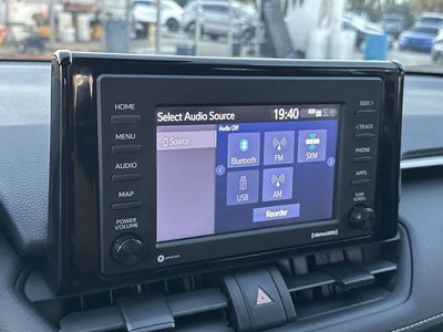2021 Toyota RAV4 - Photo 12