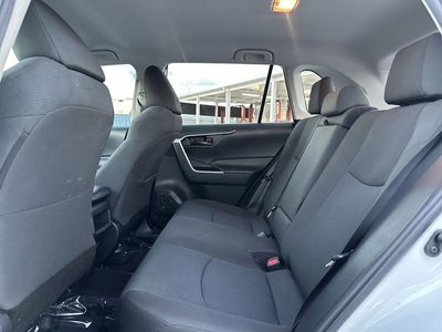 2021 Toyota RAV4 - Photo 23