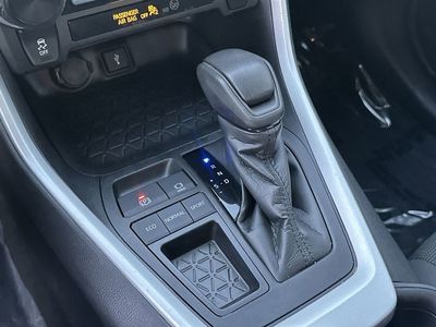 2021 Toyota RAV4 - Photo 20