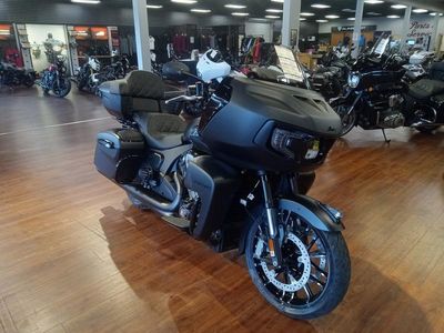 2025 Indian Motorcycle Pursuit Dark Horse Springfield Blue Vivid Crystal / Black Vivid - Photo 3