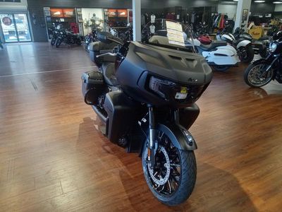 2025 Indian Motorcycle Pursuit Dark Horse Springfield Blue Vivid Crystal / Black Vivid - Photo 2