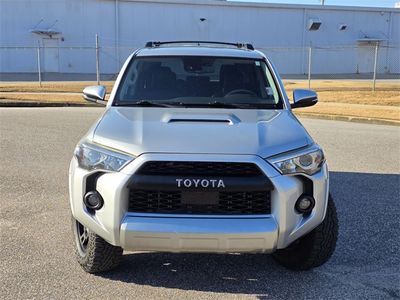 2020 Toyota 4Runner - Photo 2