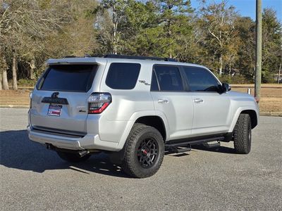 2020 Toyota 4Runner - Photo 5
