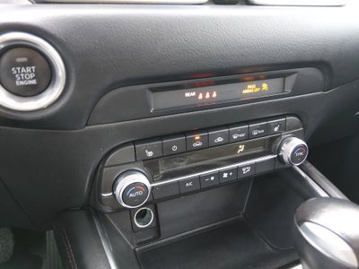 2024 Mazda CX-5 - Photo 18