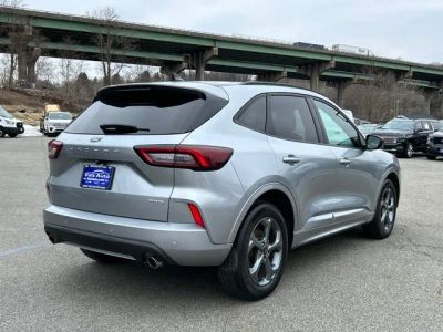 2023 Ford Escape — side profile view