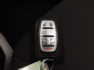2024 Chrysler Voyager - Photo 15