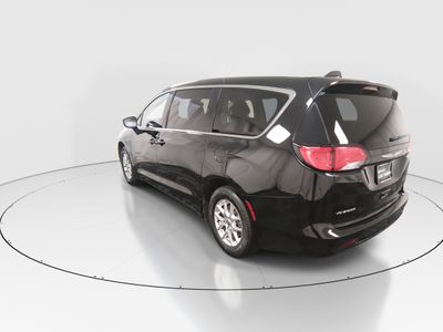 2024 Chrysler Voyager - Photo 5