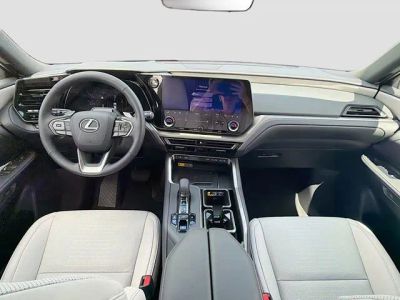 2026 Lexus TX — photo 17 view