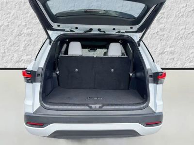 2026 Lexus TX — photo 12 view