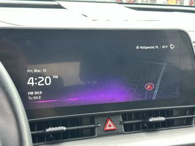 2024 Kia Sportage — photo 12 view