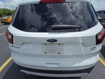 2019 Ford Escape - Photo 13