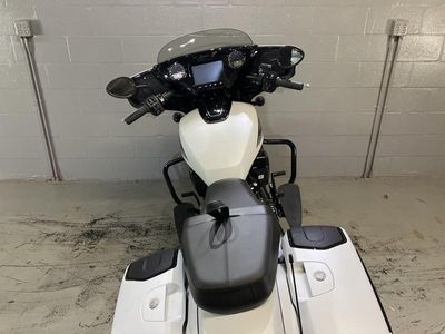 2025 Indian Motorcycle Chieftain PowerPlus Dark Horse w/PowerBand Audio Ghost White Metallic Smok - Photo 14