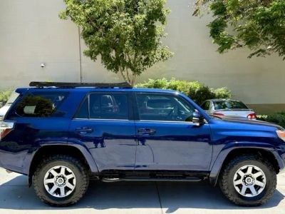 2016 Toyota 4Runner — side profile view