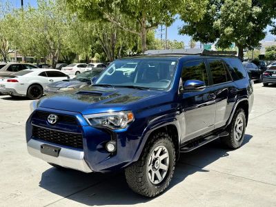 2016 Toyota 4Runner — detail view