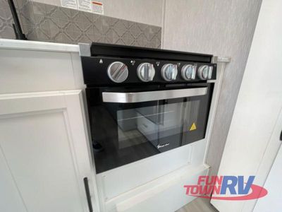 2023 Coachmen RV Cross Trail XL - Photo 15