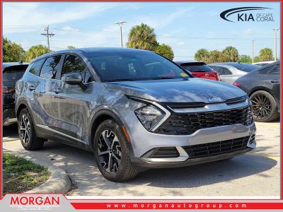2023 Kia Sportage EX in Everlasting Silver — front three-quarter view