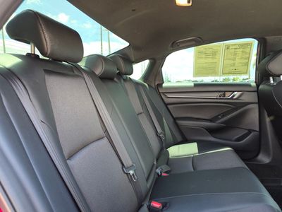 2019 Honda Accord - Photo 14