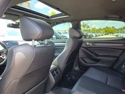2019 Honda Accord - Photo 18
