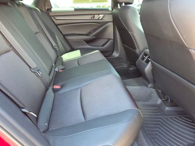 2019 Honda Accord - Photo 13