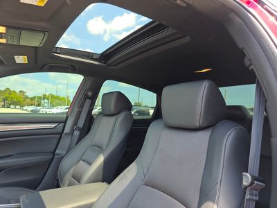 2019 Honda Accord - Photo 21