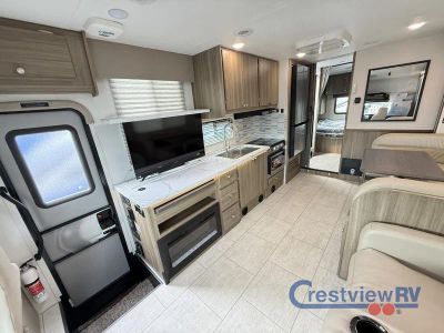 2026 Coachmen RV Freelander - Photo 6
