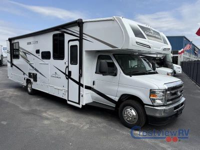 2026 Coachmen RV Freelander - Photo 3