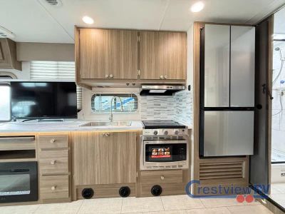 2026 Coachmen RV Freelander - Photo 13